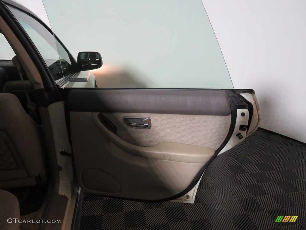 2003 Outback Wagon - White Frost Pearl / Gray photo #21