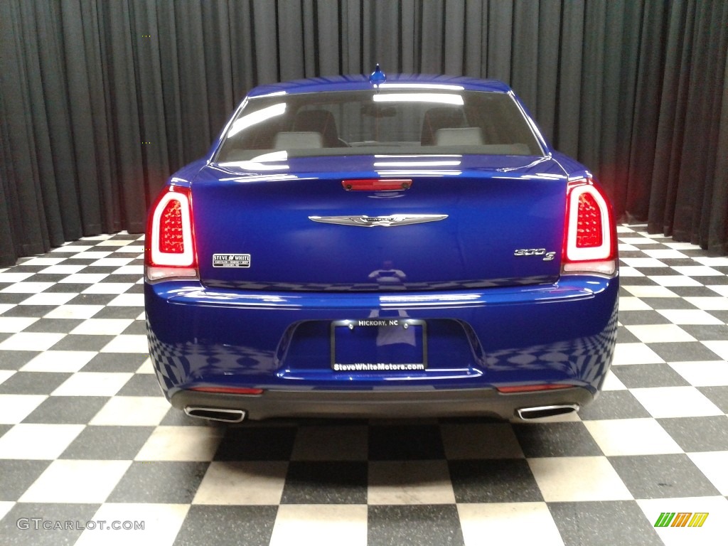 2019 300 S - Ocean Blue Metallic / Black photo #7