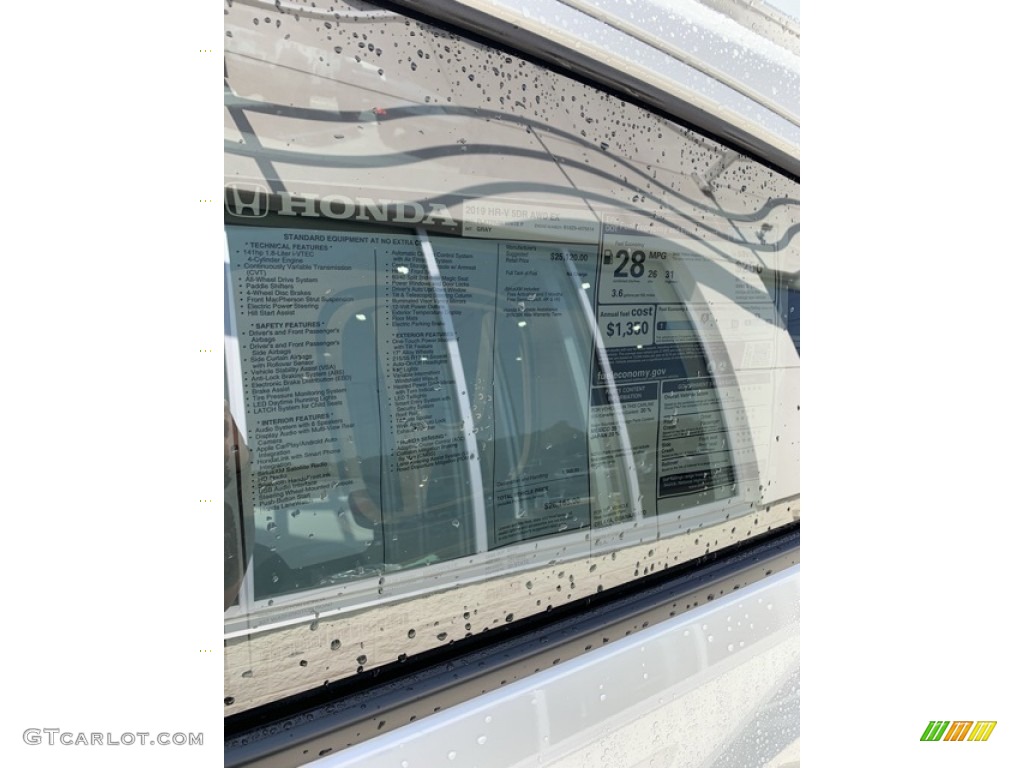 2019 HR-V EX AWD - Platinum White Pearl / Gray photo #15