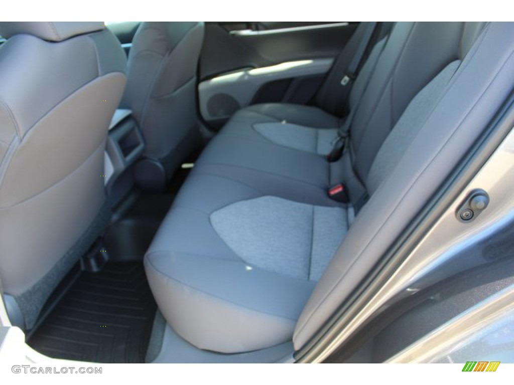 2019 Camry LE - Predawn Gray Mica / Ash photo #22