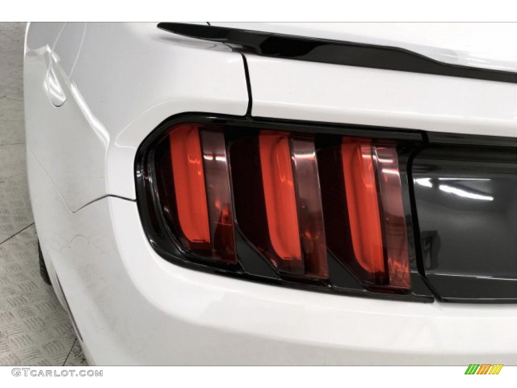 2016 Mustang GT Premium Coupe - Oxford White / California Special Ebony Black/Miko Suede photo #22
