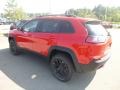 Firecracker Red - Cherokee Trailhawk 4x4 Photo No. 3