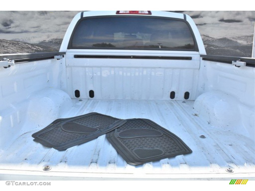 2015 Tundra SR5 CrewMax 4x4 - Super White / Graphite photo #26