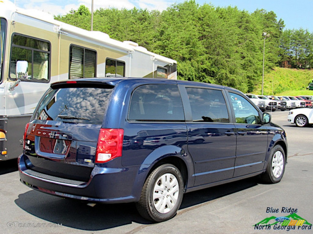 2014 Grand Caravan SE - True Blue Pearl / Black/Sandstorm photo #5