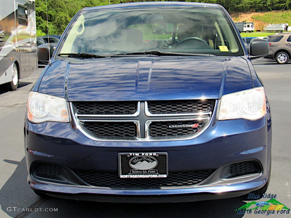 2014 Grand Caravan SE - True Blue Pearl / Black/Sandstorm photo #8