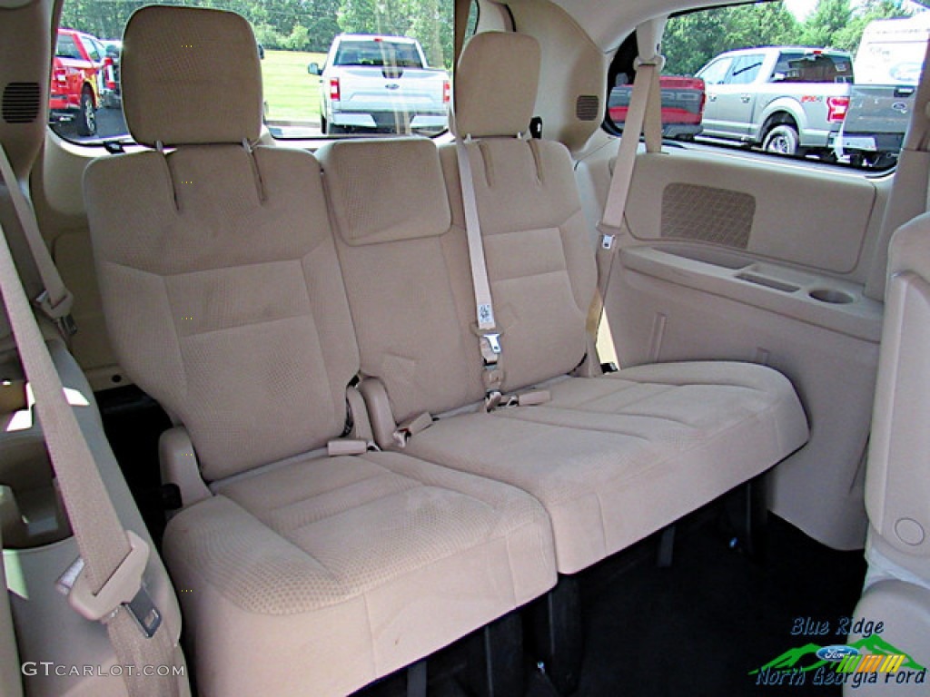 2014 Grand Caravan SE - True Blue Pearl / Black/Sandstorm photo #13