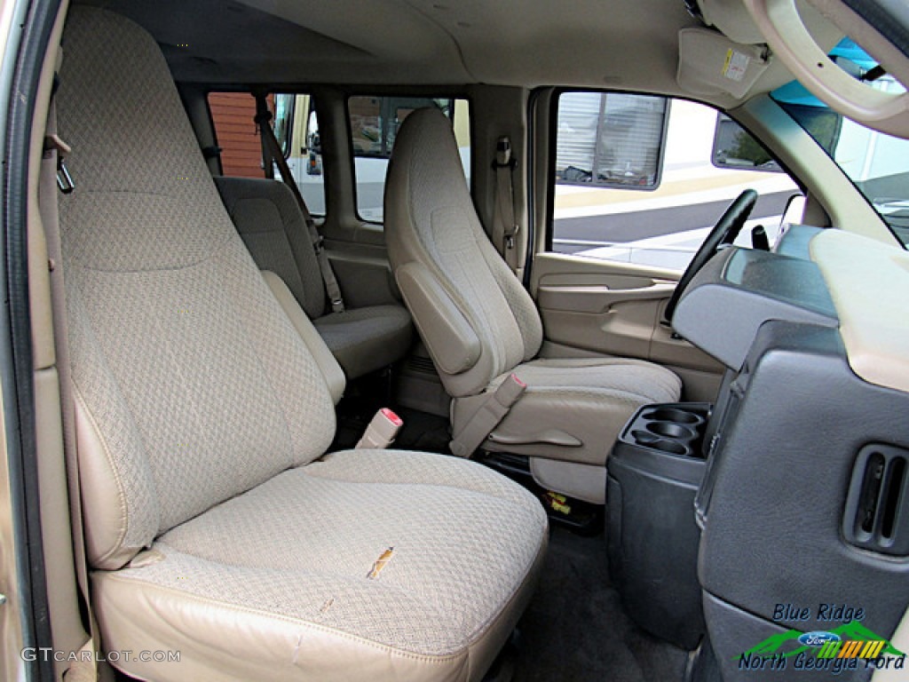 2011 Express LT 3500 Extended Passenger Van - Sandstone Metallic / Neutral photo #11