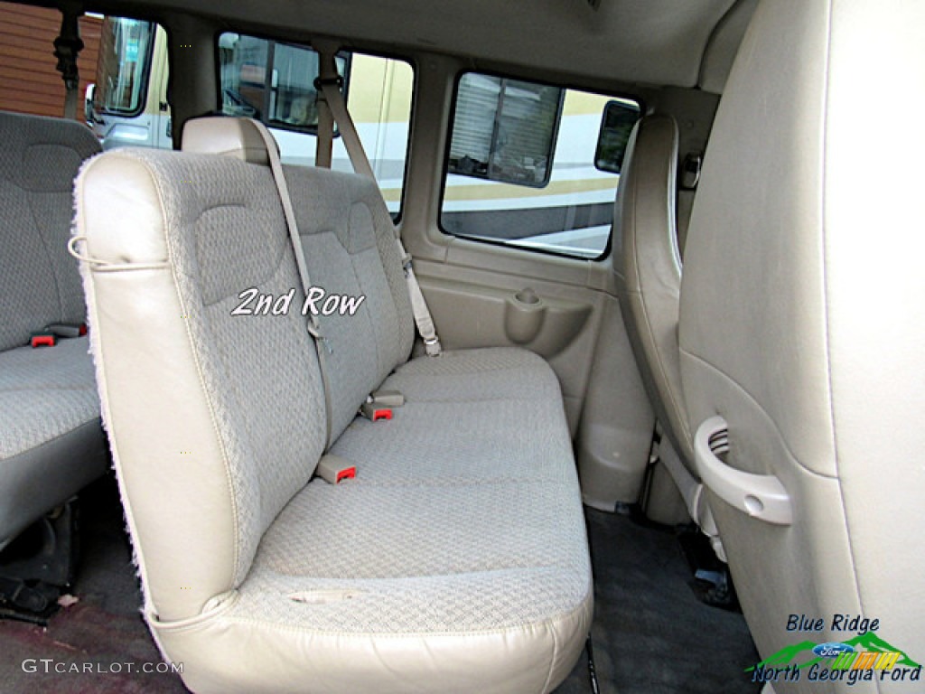2011 Express LT 3500 Extended Passenger Van - Sandstone Metallic / Neutral photo #14