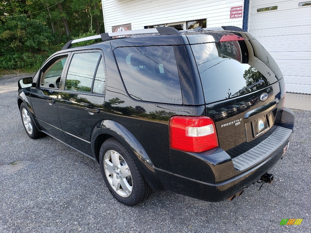 2007 Freestyle Limited AWD - Black / Pebble Beige photo #2