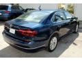 Tourmaline Blue Metallic - Passat SE Photo No. 9