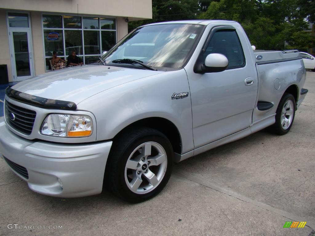 2002 F150 SVT Lightning - Silver Metallic / SVT Medium Graphite photo #2