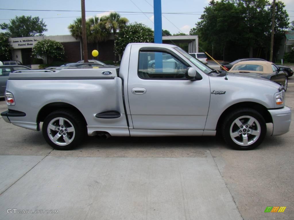 2002 F150 SVT Lightning - Silver Metallic / SVT Medium Graphite photo #5