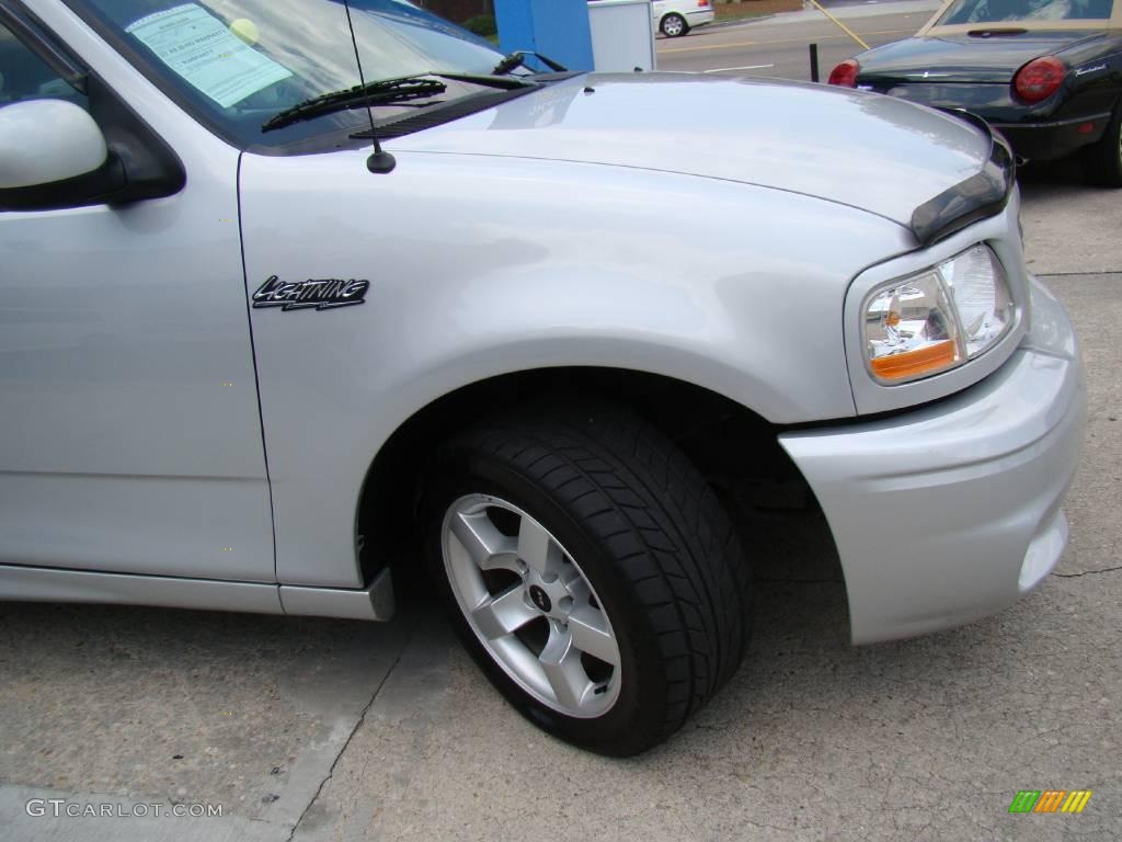 2002 F150 SVT Lightning - Silver Metallic / SVT Medium Graphite photo #20