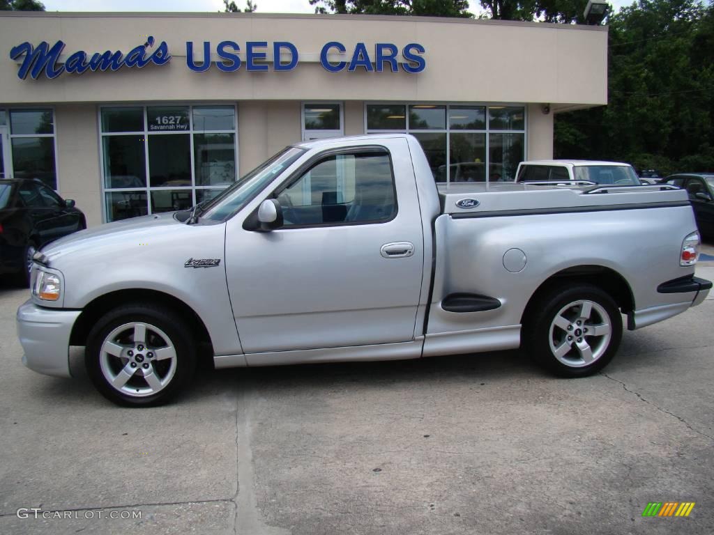 2002 F150 SVT Lightning - Silver Metallic / SVT Medium Graphite photo #26