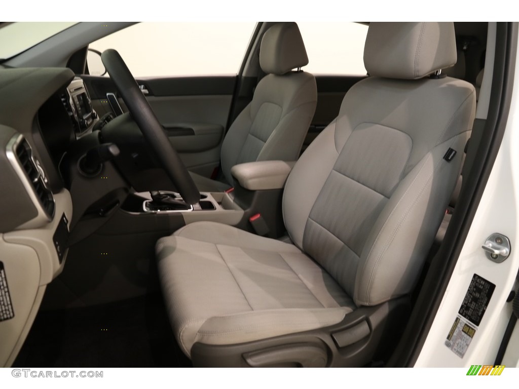 2017 Sportage LX - Clear White / Black photo #5