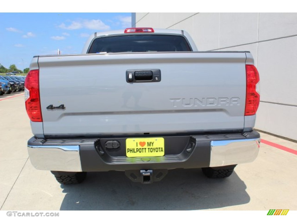 2019 Tundra SR5 CrewMax 4x4 - Cement / Black photo #7
