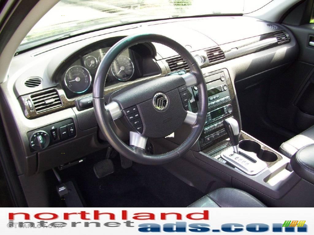 2007 Montego Premier AWD - Black / Charcoal photo #10