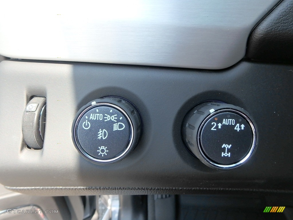 2020 GMC Yukon SLT 4WD Controls Photo #134475557
