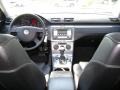 Deep Black - Passat Turbo Sedan Photo No. 13