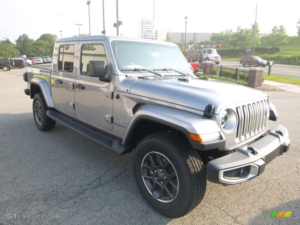 2020 Gladiator Overland 4x4 - Billet Silver Metallic / Black photo #7