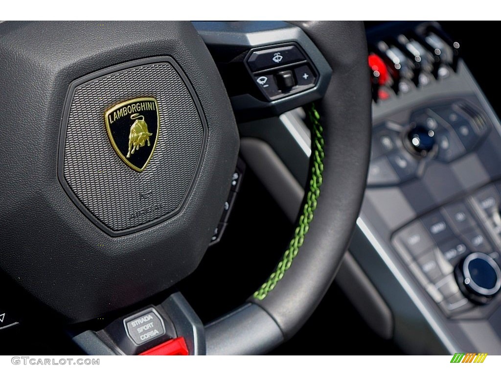 2018 Lamborghini Huracan LP580-2 Spyder Nero Ade Steering Wheel Photo #134487656