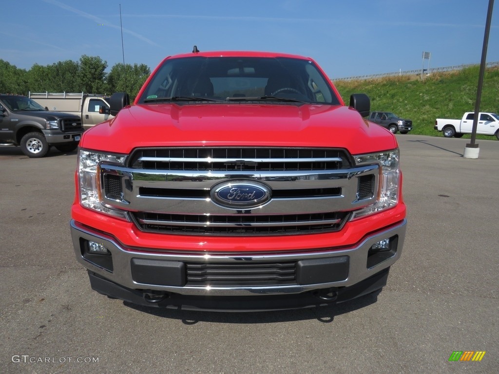 2019 F150 XLT SuperCrew 4x4 - Race Red / Earth Gray photo #4