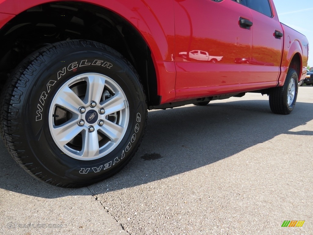 2019 F150 XLT SuperCrew 4x4 - Race Red / Earth Gray photo #8