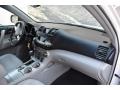 Blizzard White Pearl - Highlander SE 4WD Photo No. 17