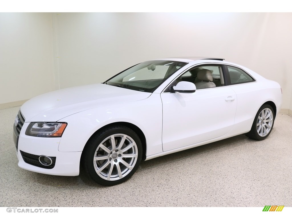 2011 A5 2.0T quattro Coupe - Ibis White / Linen Beige photo #3