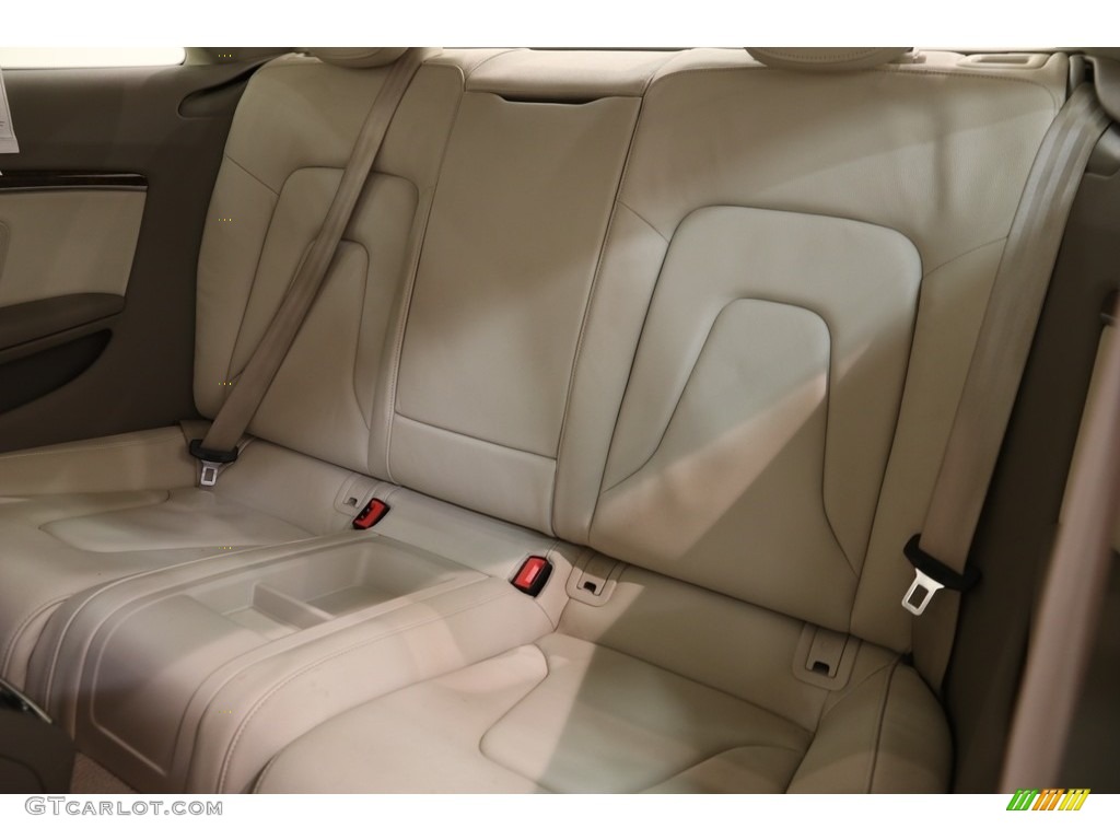 2011 A5 2.0T quattro Coupe - Ibis White / Linen Beige photo #18