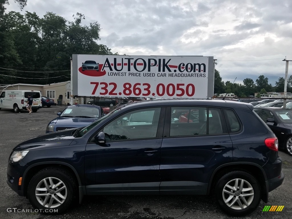 2011 Tiguan S - Night Blue Metallic / Charcoal photo #3