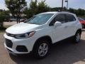 Summit White - Trax LT AWD Photo No. 5