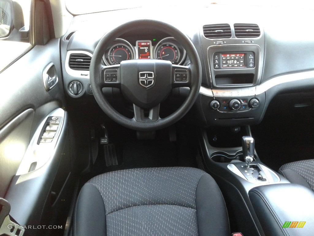 2017 Journey SE AWD - Granite Pearl-Coat / Black photo #30