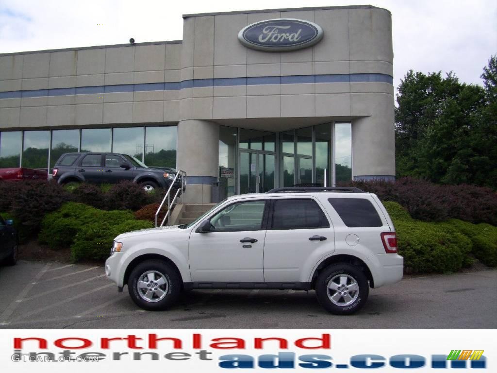 2009 Escape XLT 4WD - White Suede / Stone photo #1