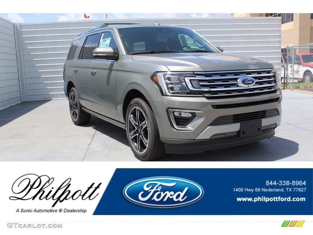 Silver Spruce Metallic Ford Expedition