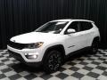 Front 3/4 View of 2019 Compass Sport 4x4