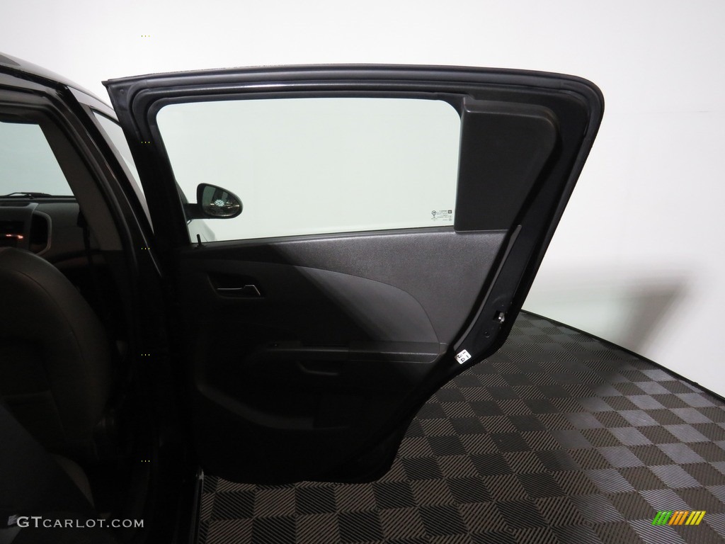 2014 Sonic LTZ Hatchback - Ashen Gray Metallic / Jet Black/Dark Titanium photo #22