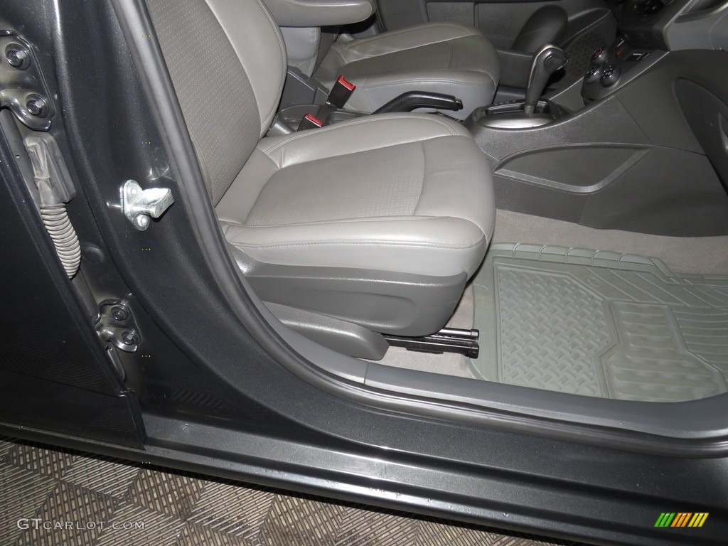 2014 Sonic LTZ Hatchback - Ashen Gray Metallic / Jet Black/Dark Titanium photo #25