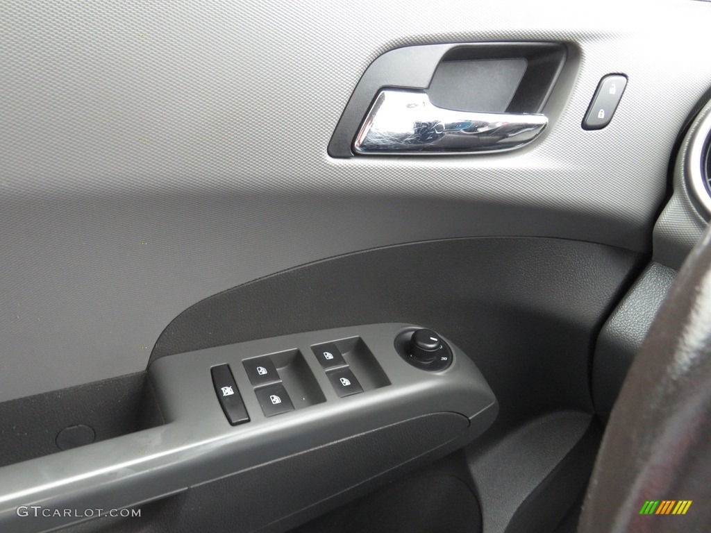 2014 Sonic LTZ Hatchback - Ashen Gray Metallic / Jet Black/Dark Titanium photo #33