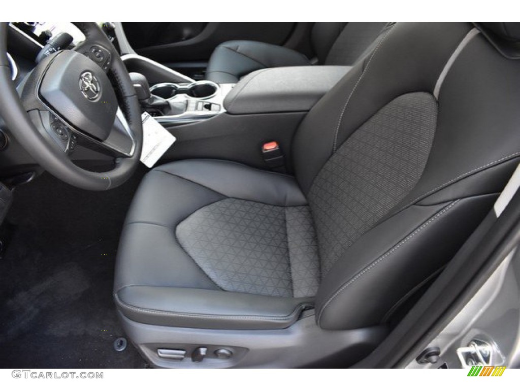 2019 Camry XSE - Celestial Silver Metallic / Black photo #6