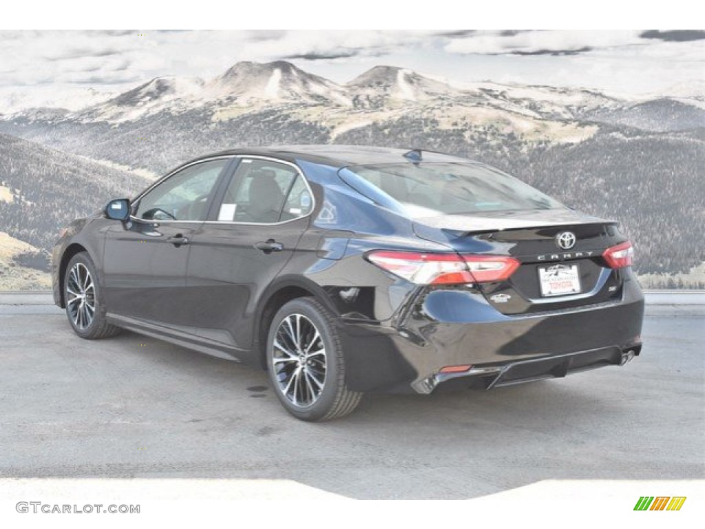 2019 Camry LE - Midnight Black Metallic / Black photo #3