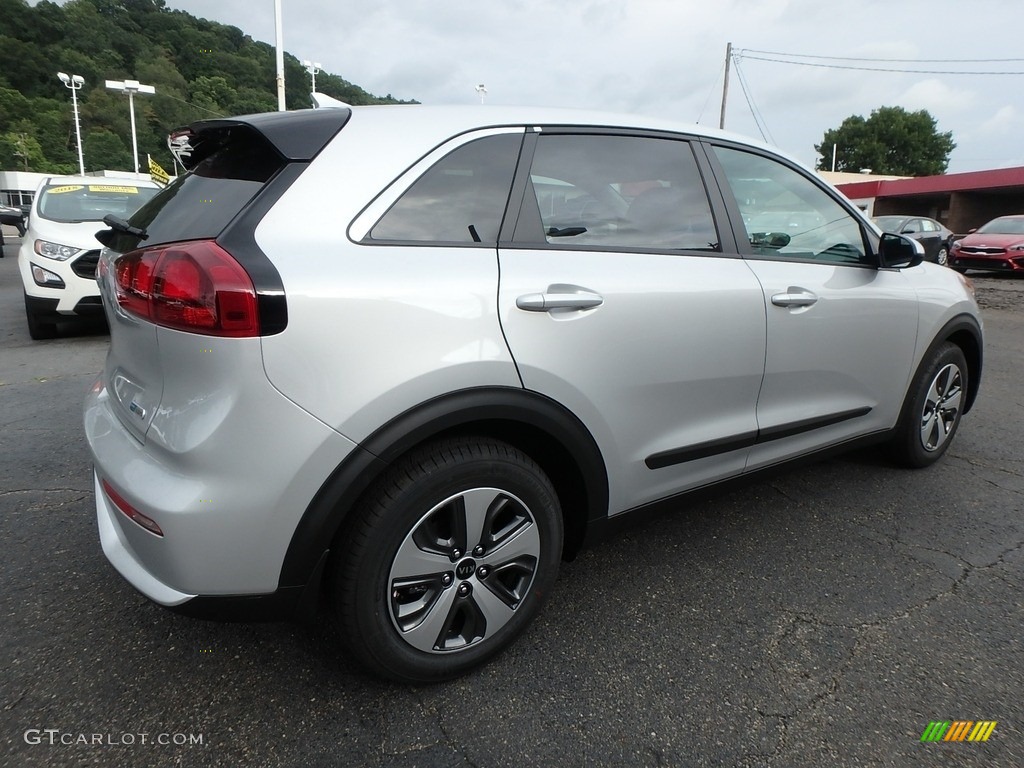 2019 Niro FE Hybrid - Silky Silver / Black photo #3