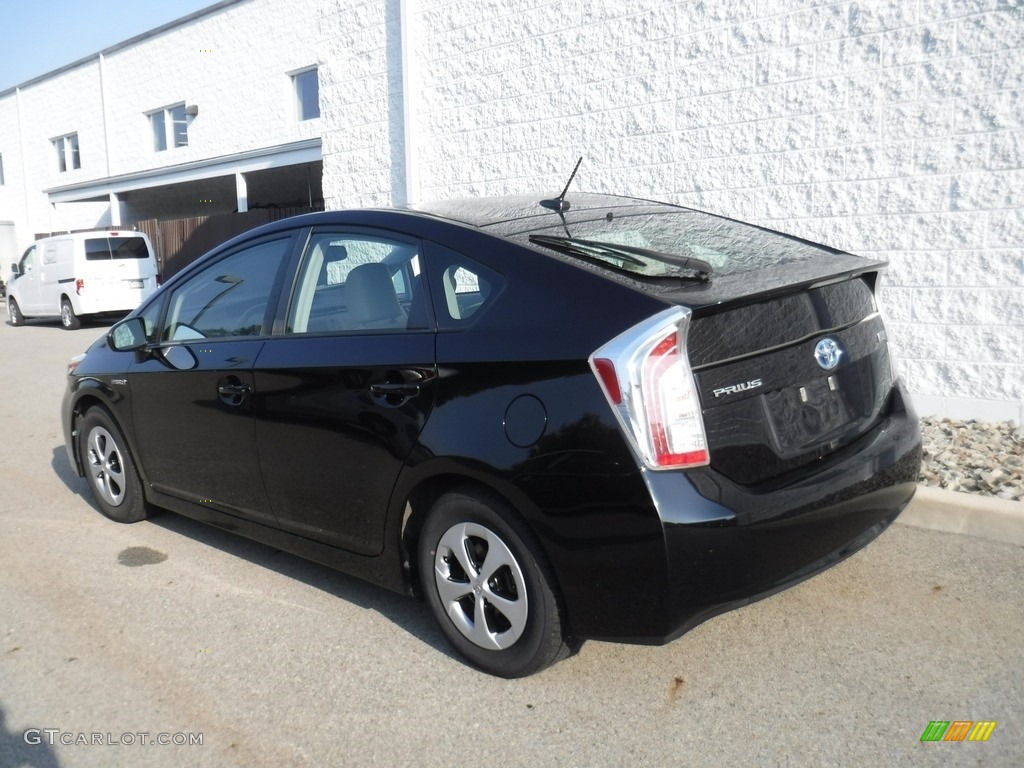 2012 Prius 3rd Gen Five Hybrid - Black / Bisque photo #9