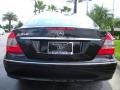 Black - E 350 Sedan Photo No. 7