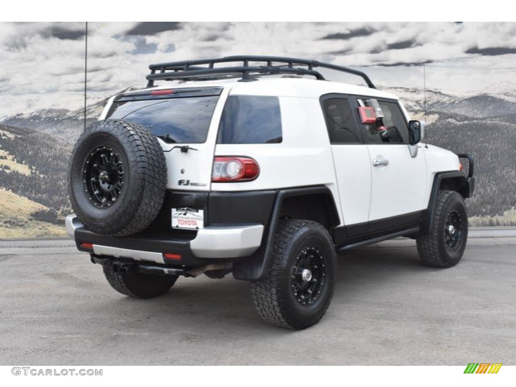 2013 FJ Cruiser 4WD - Iceberg White / Dark Charcoal photo #3