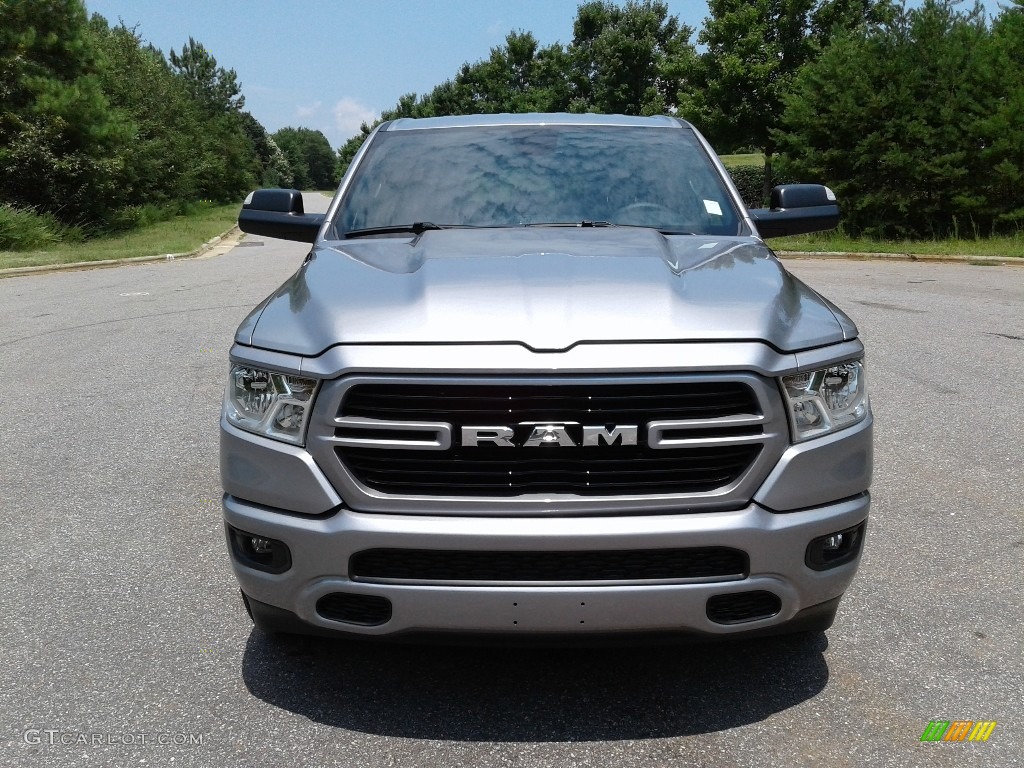 2019 1500 Big Horn Crew Cab 4x4 - Billett Silver Metallic / Black/Diesel Gray photo #3