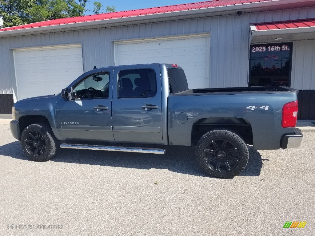 Blue Granite Metallic Chevrolet Silverado 1500