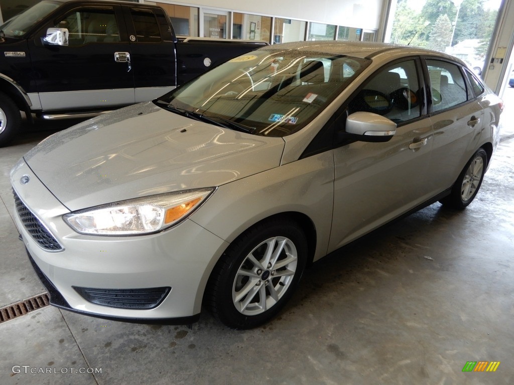 2015 Focus SE Sedan - Tectonic Metallic / Charcoal Black photo #9