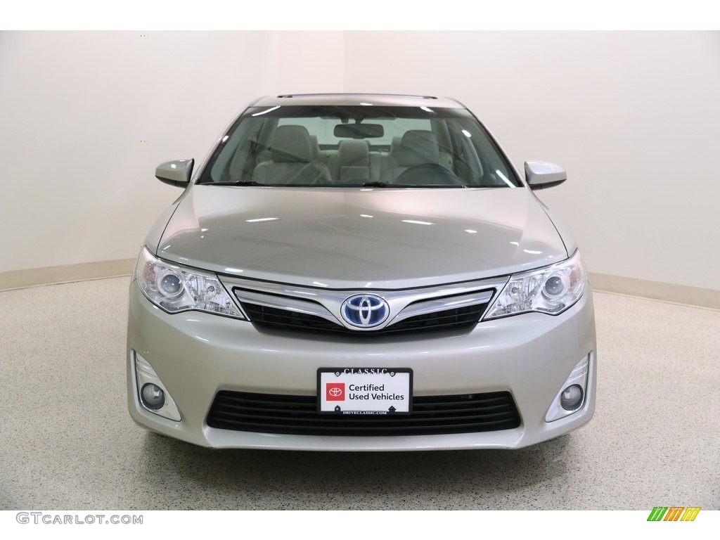 2014 Camry Hybrid XLE - Creme Brulee Metallic / Ivory photo #2