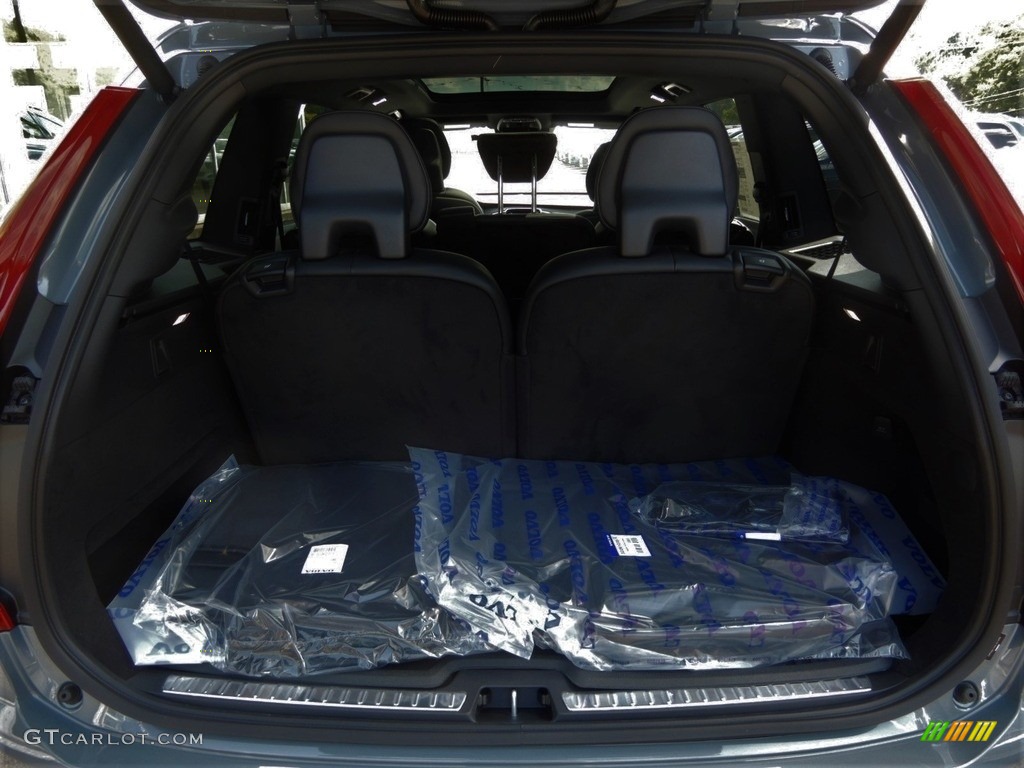 2020 Volvo XC90 T5 AWD Momentum Trunk Photo #134528629